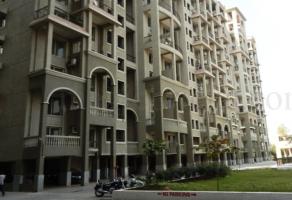 DLF City woos tenants